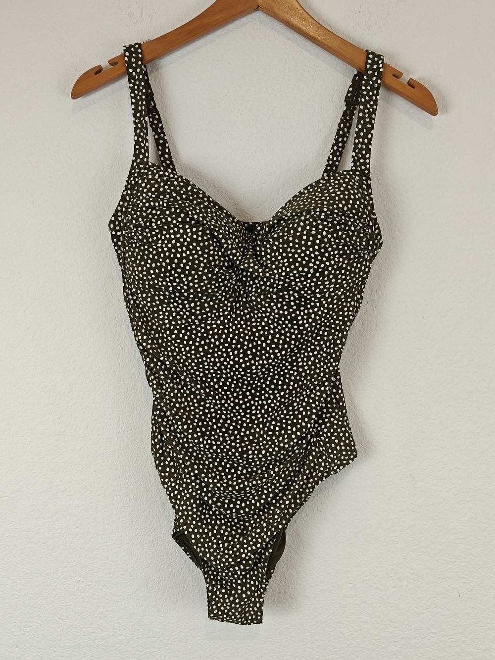 Nip/Tuck Olive Polka Dot One-Piece Swimsuit Size 8, Cupped Bra Adjustable Straps